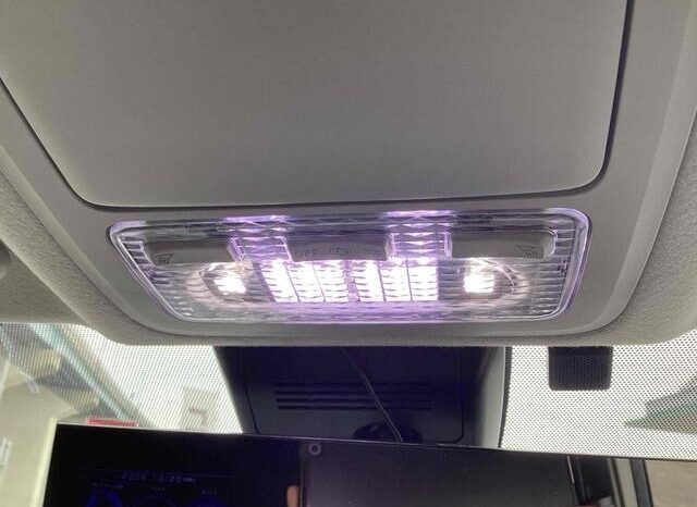 
								TOYOTA VOXY ZS KIRAMEKI full									