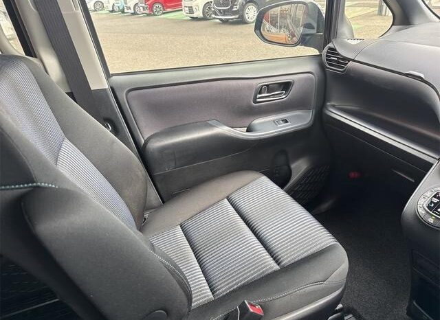 
								TOYOTA VOXY ZS KIRAMEKI full									