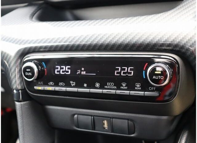 
								TOYOTA GR YARIS RS full									