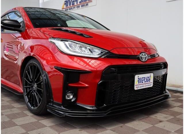 
								TOYOTA GR YARIS RS full									