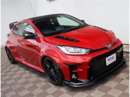 
										TOYOTA GR YARIS RS full									