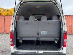 
										TOYOTA HIACE COMMUTER SUPER LONG GL full									