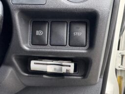 
										TOYOTA HIACE COMMUTER SUPER LONG GL full									