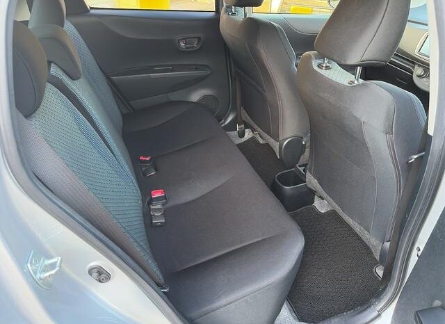 
								TOYOTA VITZ RS full									