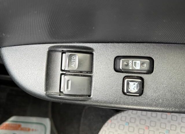 
								TOYOTA HIACE COMMUTER SUPER LONG GL full									