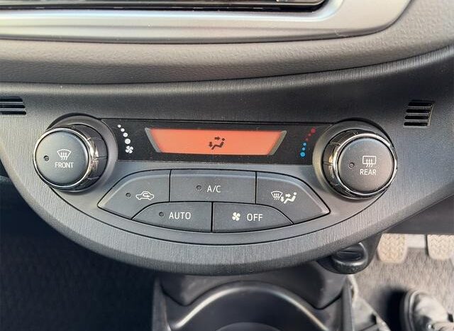 
								TOYOTA VITZ RS full									