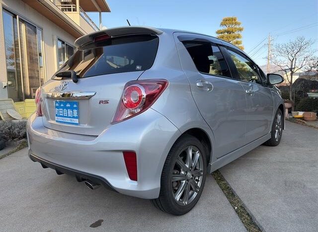 
								TOYOTA VITZ RS full									