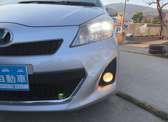 
								TOYOTA VITZ RS full									
