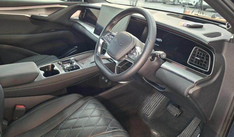 
								BYD SEALION 7 Performance Package full									
