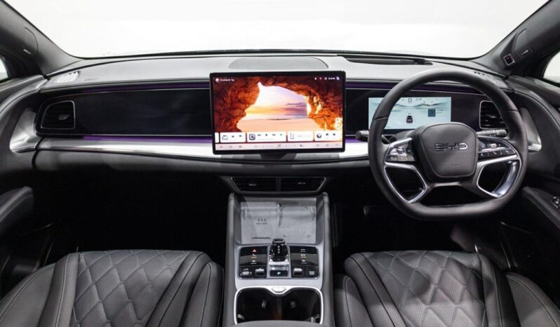 
								BYD SEALION 7 Performance Package full									