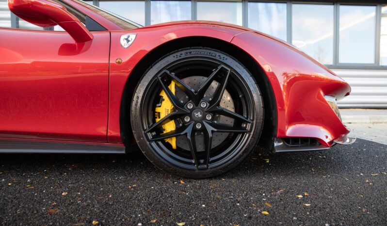 
								Ferrari 488 Pista Spider full									