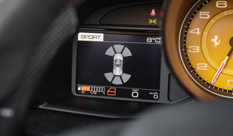 
								Ferrari 488 Pista Spider full									