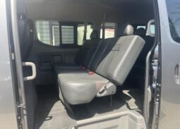 
										Nissan Caravan full									
