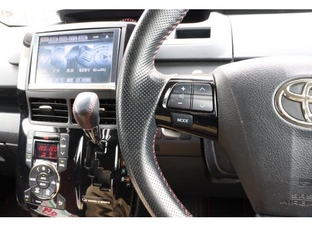 
								TOYOTA NOAH SI GS full									