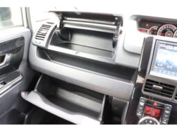 
										TOYOTA NOAH SI GS full									