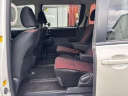 
										TOYOTA NOAH SI GS full									