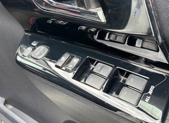 
								TOYOTA NOAH SI GS full									