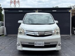 TOYOTA NOAH SI GS