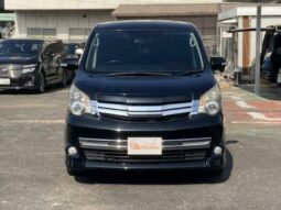 TOYOTA NOAH GS