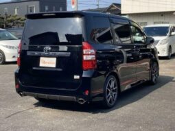 TOYOTA NOAH GS
