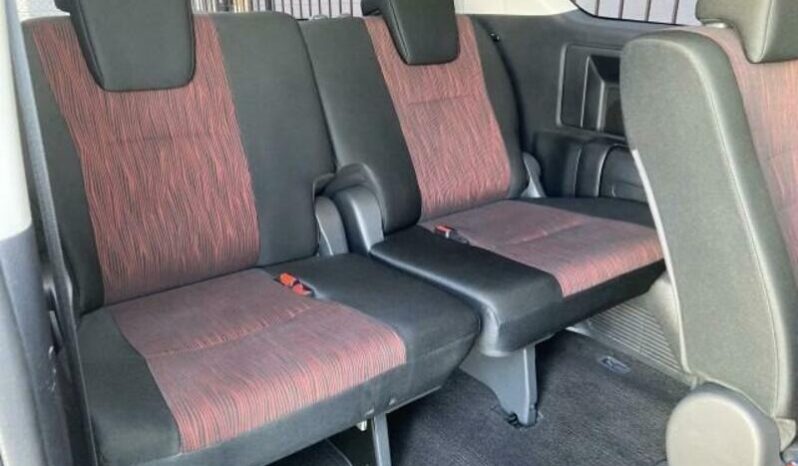 
								TOYOTA NOAH GS full									