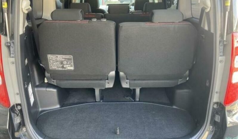 
								TOYOTA NOAH GS full									