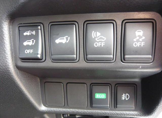 
								NISSAN X-TRAIL 20X HYBRID EMERGENCY BRAKE PACKAGE full									
