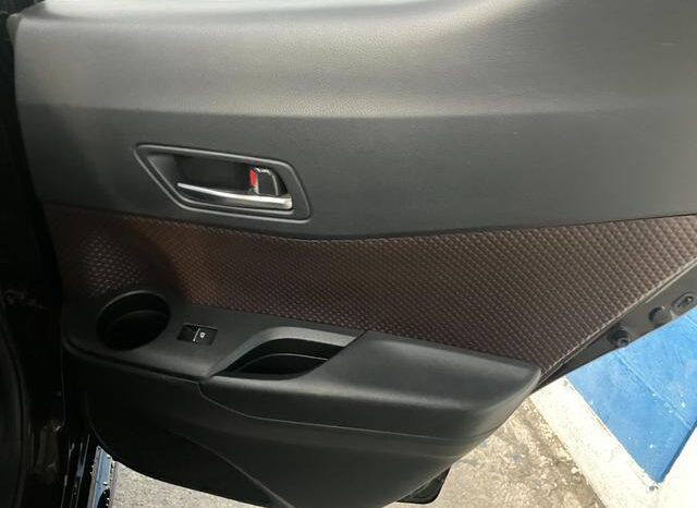 
								TOYOTA C-HR G full									