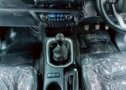 
										Toyota Hilux DOUBLE CAB full									