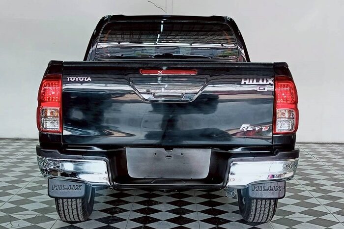 
								Toyota Hilux DOUBLE CAB full									