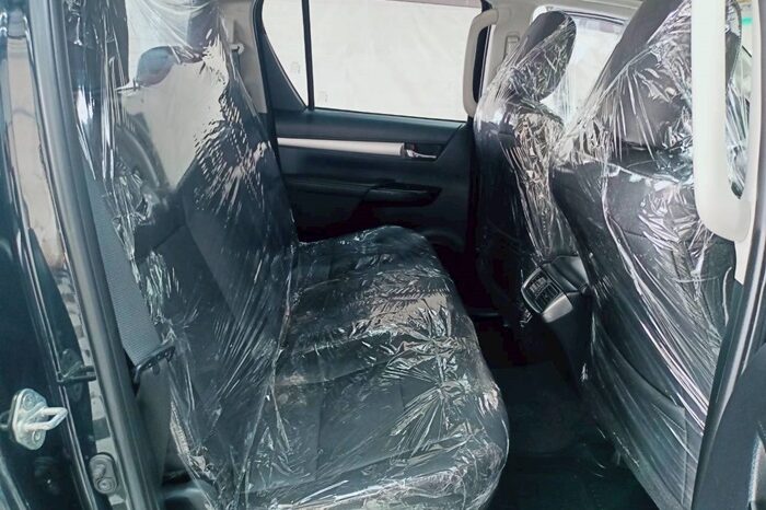 
								Toyota Hilux DOUBLE CAB full									