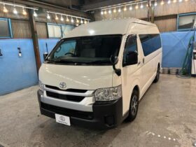 TOYOTA HIACE GL