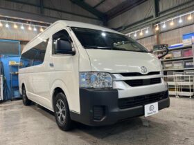 TOYOTA HIACE GL