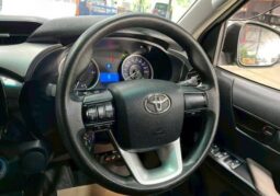 
										TOYOTA HILUX full									