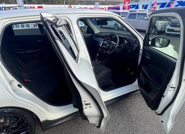 
								SUZUKI SWIFT SPORT BASE GRADE full									